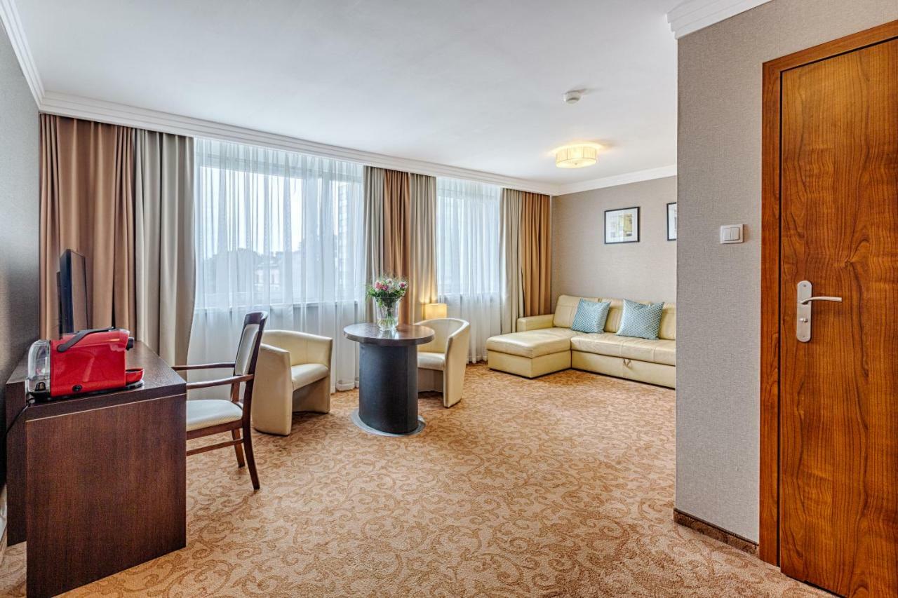 Hotel Tarnovia 타르노프 외부 사진